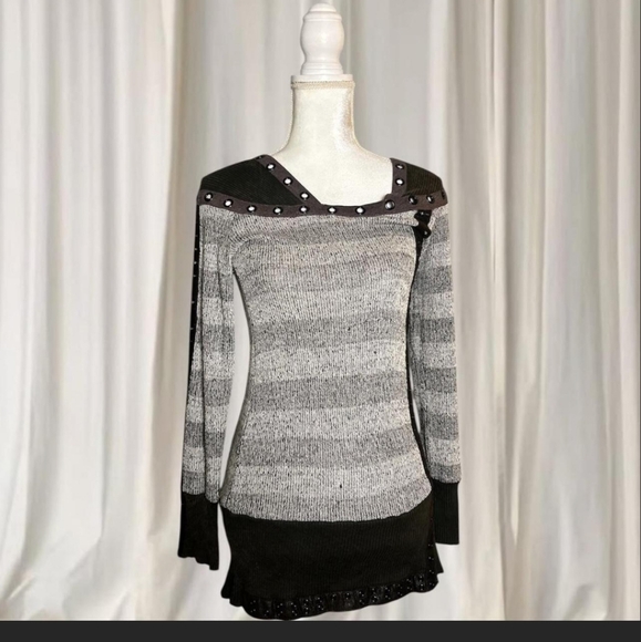 Salvage Sweaters - SALVAGE Subversive and Grunge Style Stripped Stuuded Long Sleeved Top. M